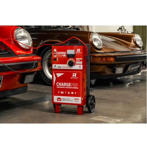 Carregador de bateria 12V rápido e lento 50A com auxiliar de partida - Charge PRO 110V/220V Carregador de bateria 12V rápido e lento 50A com auxiliar de partida - Charge PRO 110V/220V